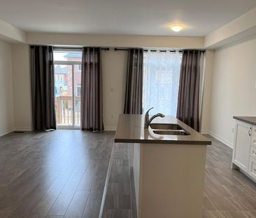 For Lease - 2250 Grainger Loop N/A, Innisfil, Ontario - Photo 1