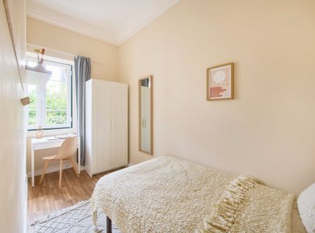 Alameda Dom Afonso Henriques, Lisbon, Lisbon 1000-252 - Photo 4