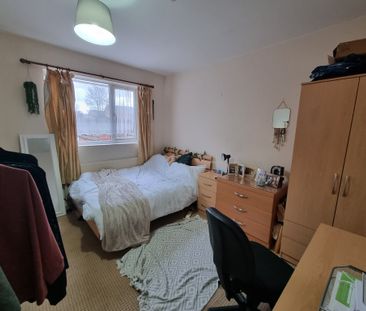 2 Bed Student Accommodation - Photo 4