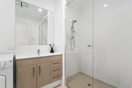 Light and bright with stunning views! - Photo 3