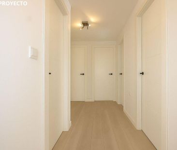 3 room luxury Apartment for rent in Benalmádena, Andalusia - Photo 2
