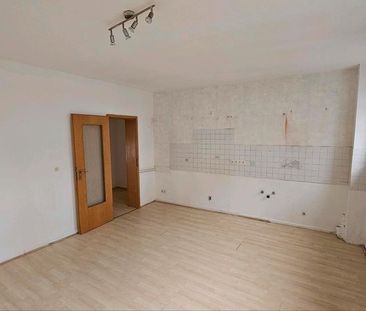 Helle 2 Zimmer 72 qm Wohnung RS.Mitte zu vermieten - Photo 1