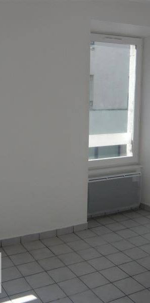 Location appartement 1 pièce 16.4 m² à Cluses (74300) - Photo 1