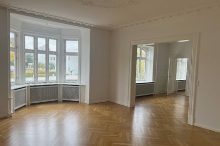 Fantastisk herskabslejlighed helt centralt i Hellerup - Foto 4