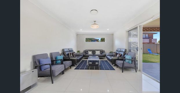 Modern, Spacious & Energy-Efficient Home in a Prime Castle Hill Location - Photo 1