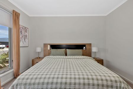 Modern Living in Two Wells! - Photo 5