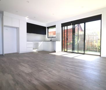 Near New Delight!! - Photo 6