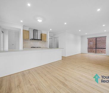 Double-Story Home in Riverwalk Estate !! - Photo 3