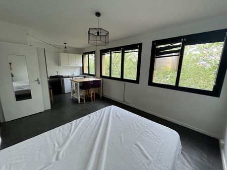 Location Appartement 1 pièce 24m² - Photo 2