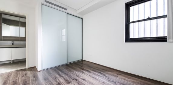 Modern 2 bedroom apartment - Photo 2