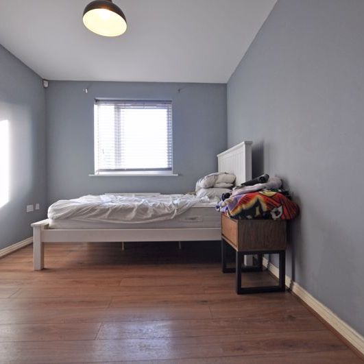 Amber Close, Newport - Photo 1