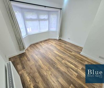 Berkeley Waye, Hounslow, TW5 - Photo 3