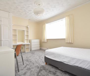 5 bedroom terraced house to rent - Photo 5