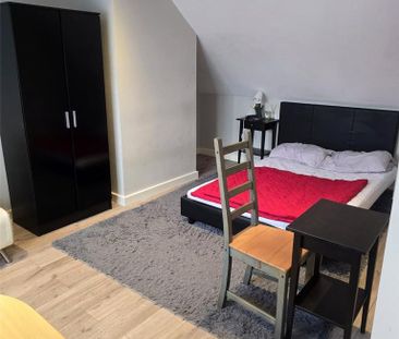 Studio to rent - Photo 6