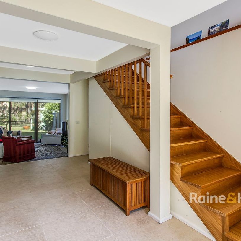 Coastal Retreat in Pearl Beach - Steps to the Sand - Photo 1