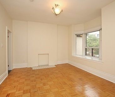 For Lease - 7 Harvard Avenue Unit# Main, Toronto, Ontario - Photo 1