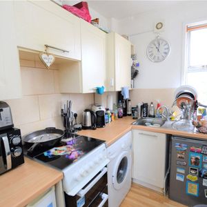 Newhaven Road, London, SE25 - Photo 2