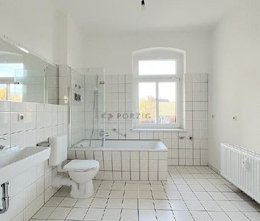 Ihr neues Zuhause: Charmante 2-Raum-Wohnung mit Einbauküchen-Option - Photo 3