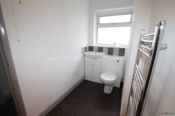 2 bedroom property to rent in Hockley - Photo 1