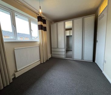 2 bedroom semi-detached house to rent - Photo 4