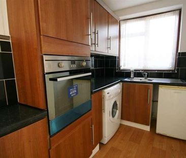 South Hayes, UB3 - Photo 5