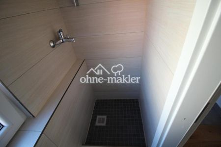 Frisch Renovierte 3 - Zimmer D G Wohnug mit Garagenstellplatz - Foto 3