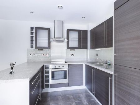 2 bedroom apartment to rent - Photo 5