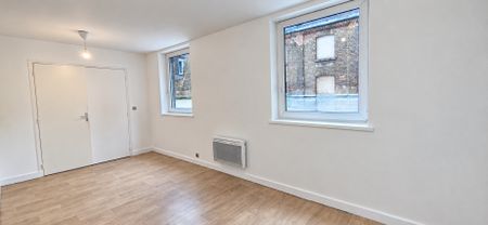 Location Appartement 3 pièces 77m² LILLE 59000 - Photo 4