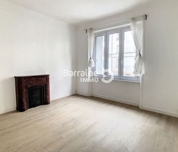 Location appartement à Brest, 2 pièces 63.74m² - Photo 2