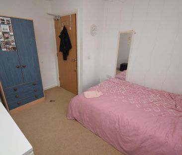 5 bedroom house to rent - Photo 1