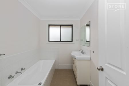 3/19 Oak Circuit, Raymond Terrace NSW 2324 - House For Rent | Domain - Photo 4