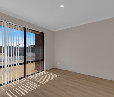 Three Bedroom Home in South Yunderup - Photo 4