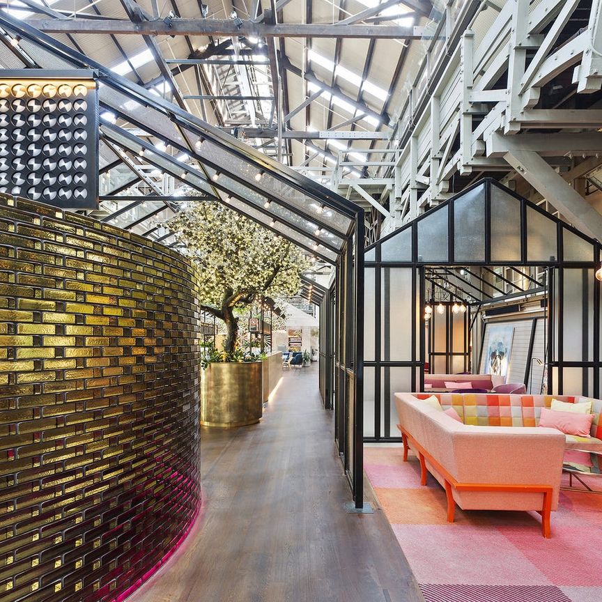 Immaculate Furnished Studio Apartment - Photo 1