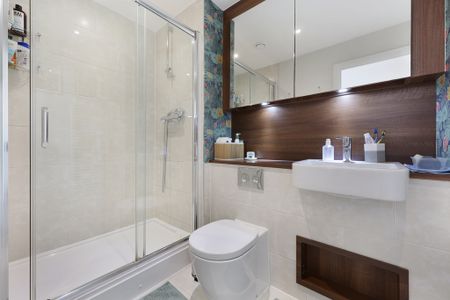 Battersea Park Road, SW11, London - Photo 5