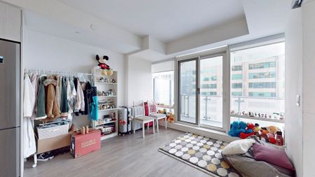 For Lease - 1 Bloor Street Unit# 1712, Toronto, Ontario - Photo 3