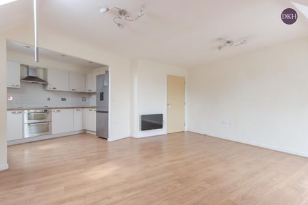 Lockhart Road, Watford, Hertfordshire, WD17 - Photo 3