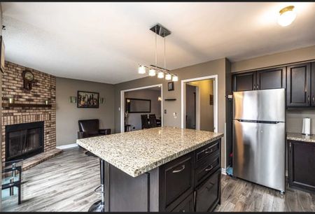 For Lease - 40 Delany Crescent, Barrie, Ontario - Photo 3