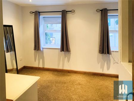 Lockwood Buildings, Station Road, Honley, HD9 - Photo 4