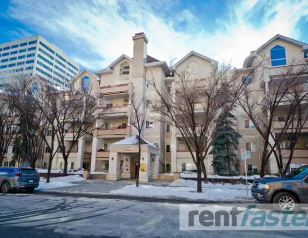 Luxury Fully Furnished Downtown Suite | 777 3 Avenue SW, Calgary - Photo 1
