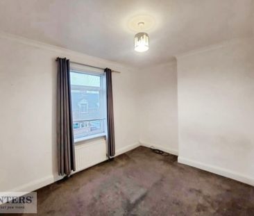 3 bedroom House To Let Total Size: 1131 SQ FT - Photo 2