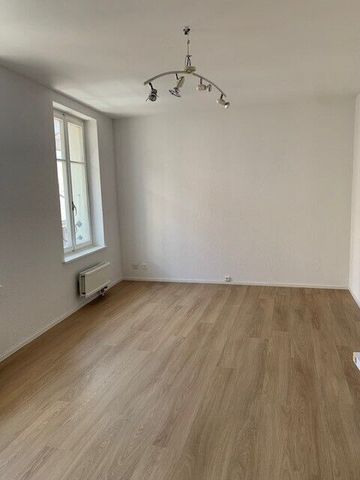 2-room apartment on 1st floor in the center of Châtel-St-Denis - Photo 5