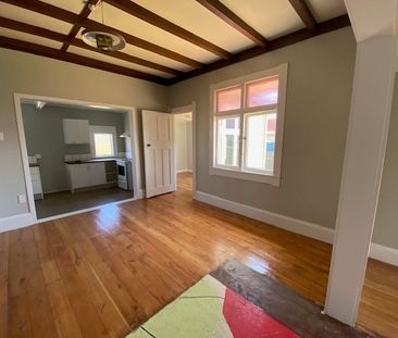 Avenue Road West,Hastings Central - Photo 4