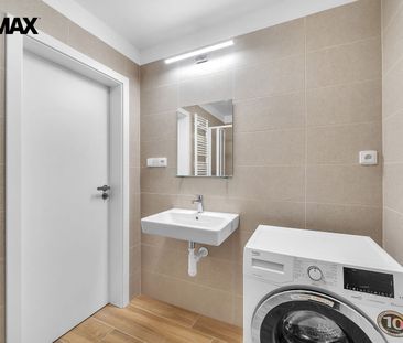 Pronájem bytu 2+1 v osobním vlastnictví 57 m², Luštěnice - Fotografie 4