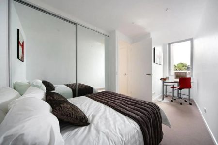 Bright and Stylish Living with Large Balcony. - Photo 3