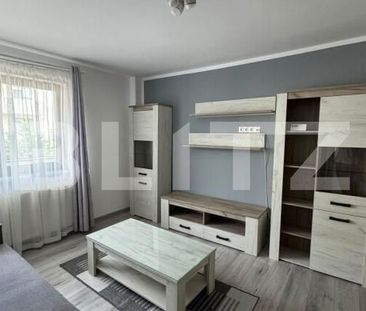 Apartament 2 camere, decomandat, loc de parcare - Fotografie 4