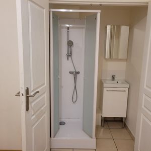 Location Appartement 1 pièce 32m² HAZEBROUCK 59190 - Photo 3