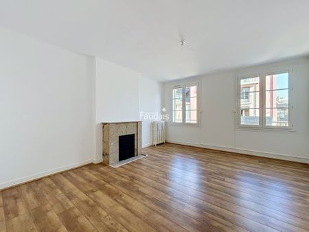 Location Appartement 6 pièces 166m² ST LO 50000 - Photo 2