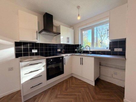 2 bedroom terraced house to rent - Photo 5