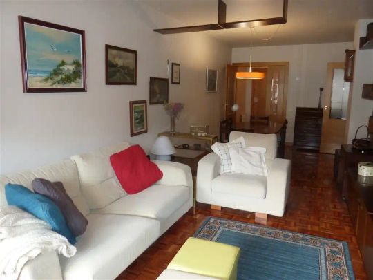 Piso de alquiler en Calle Pintor Zubiri, Iturrama - Foto 1