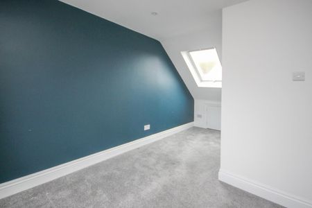 4 bedroom semi detached house to rent, Available unfurnished from 24/03/2025 - Photo 3